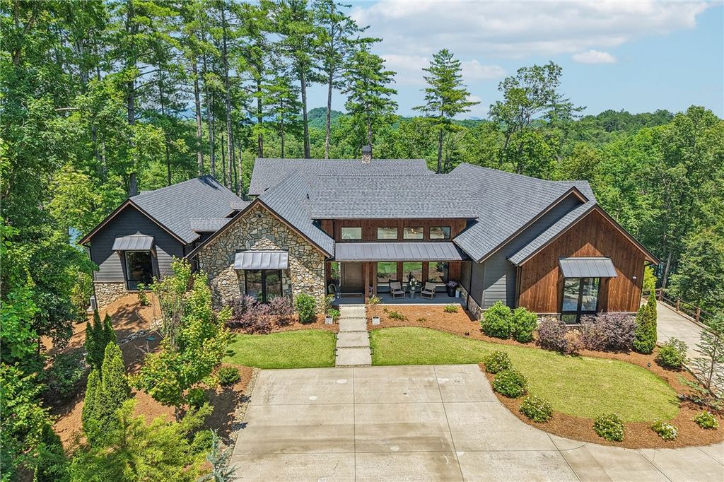 810 Lake View Court, Salem, SC 29676