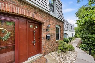 432 Country View Court, Pennsbury, PA 15205