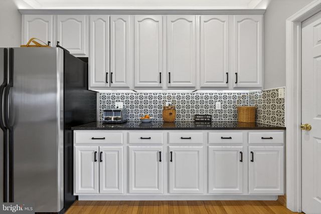 17 SHAMROCK LN, Charles Town, WV 25414