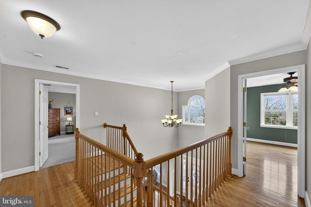 17 SHAMROCK LN, Charles Town, WV 25414