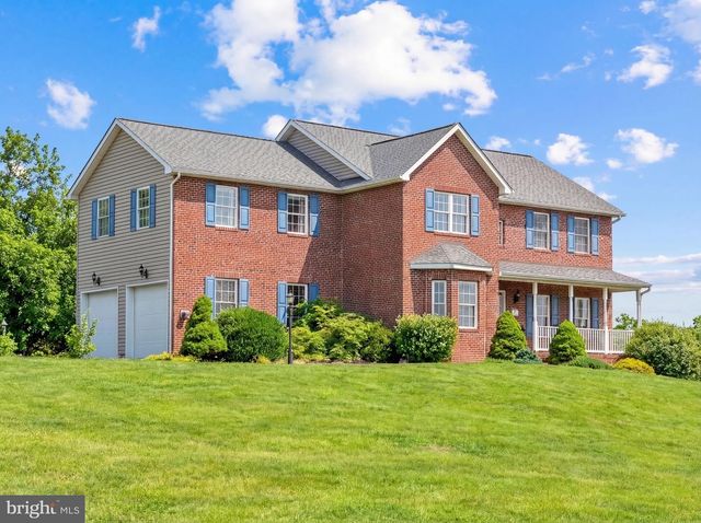 17 SHAMROCK LN, Charles Town, WV 25414