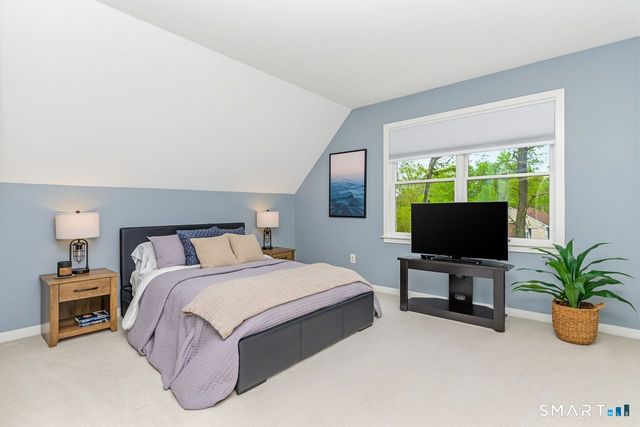9 Brooks Lane, Essex, CT 06442