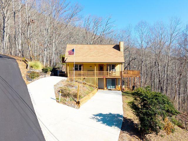 224 Shakerag Road, Hiawassee, GA 30546