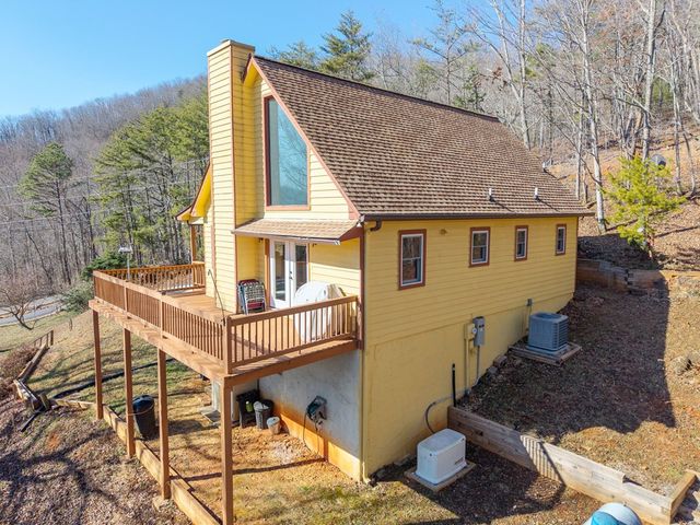 224 Shakerag Road, Hiawassee, GA 30546