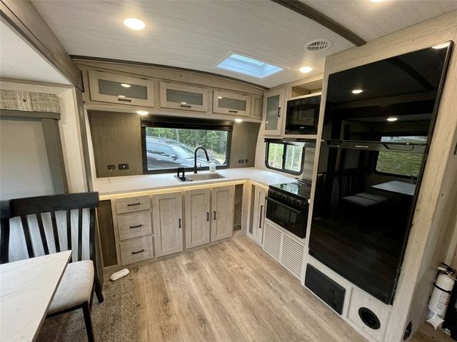 754 Oriole, Noel, MO 64854