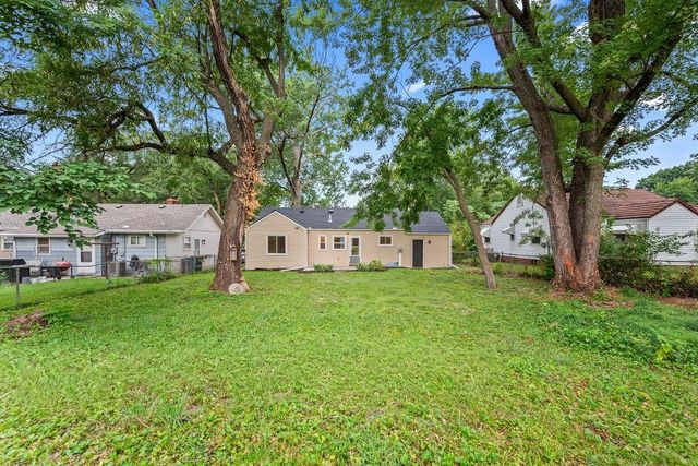 3331 S Arlington Avenue, Independence, MO 64052