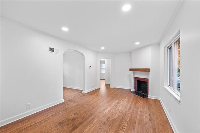 3331 S Arlington Avenue, Independence, MO 64052