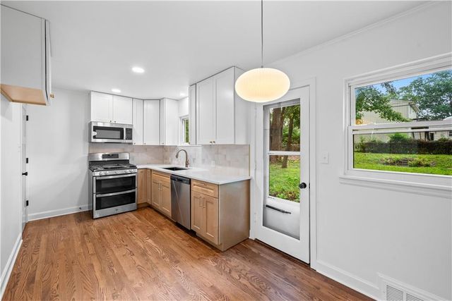 3331 S Arlington Avenue, Independence, MO 64052