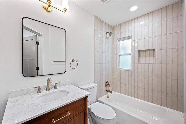 3331 S Arlington Avenue, Independence, MO 64052