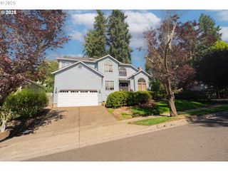 15245 Sw MORAINE Ct, Beaverton, OR 97007