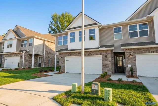 1745 Stampede Circle 37, Huntsville, AL 35803