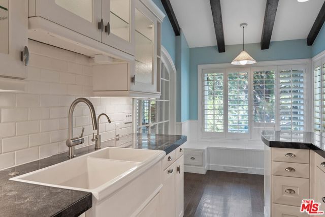 17099 Palisades Circle, Pacific Palisades (los Angeles), CA 90272