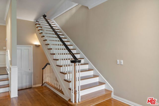 17099 Palisades Circle, Pacific Palisades (los Angeles), CA 90272