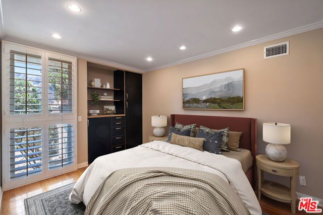 17099 Palisades Circle, Pacific Palisades (los Angeles), CA 90272