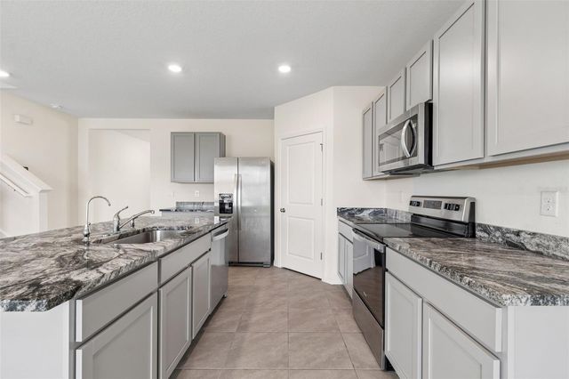 8454 ENDER HILLS DRIVE, Wesley Chapel, FL 33545