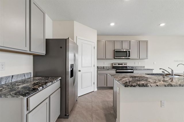 8454 ENDER HILLS DRIVE, Wesley Chapel, FL 33545
