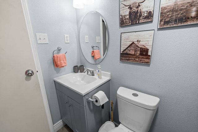214 Harris Lane, Yantis, TX 75497