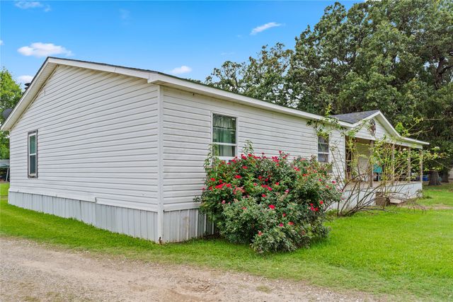 214 Harris Lane, Yantis, TX 75497