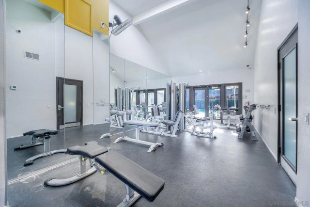 15383 Maturin Dr 221, San Diego, CA 92127