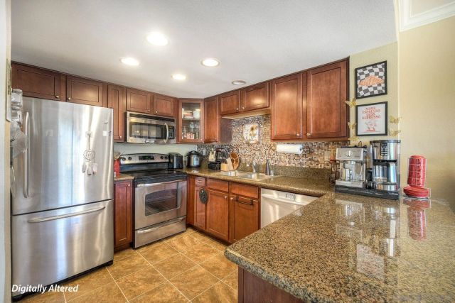 15383 Maturin Dr 221, San Diego, CA 92127