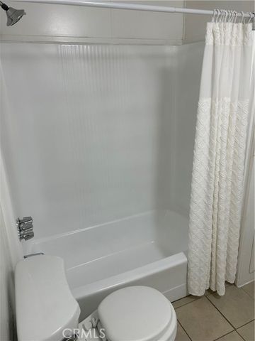 6656 E Rosecrans Avenue N12, Paramount, CA 90723