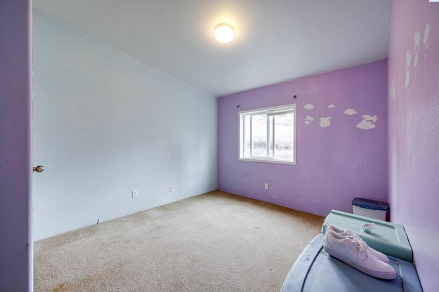 107 N B St, Albion, WA 99102