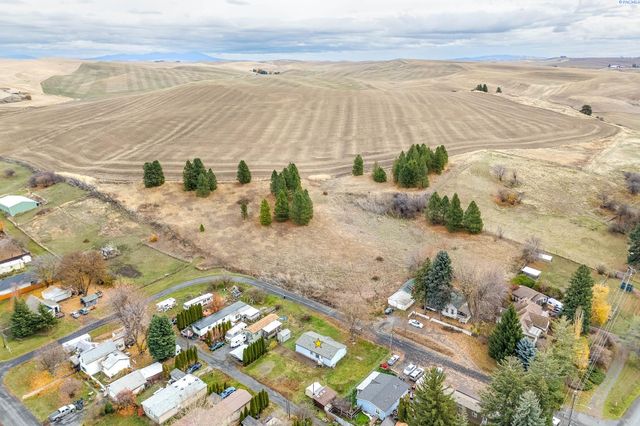 107 N B St, Albion, WA 99102