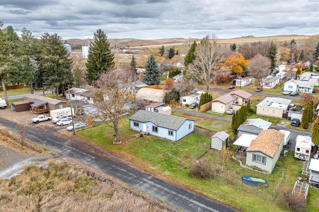 107 N B St, Albion, WA 99102