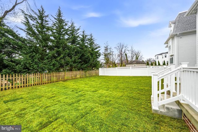 108 AVONDALE AVE, Haddonfield, NJ 08033