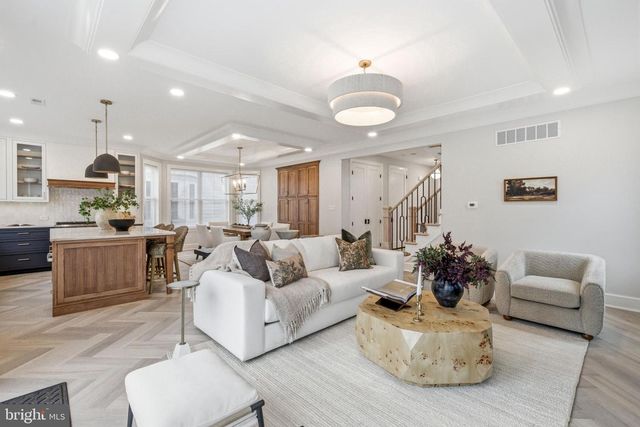 108 AVONDALE AVE, Haddonfield, NJ 08033