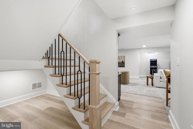 108 AVONDALE AVE, Haddonfield, NJ 08033