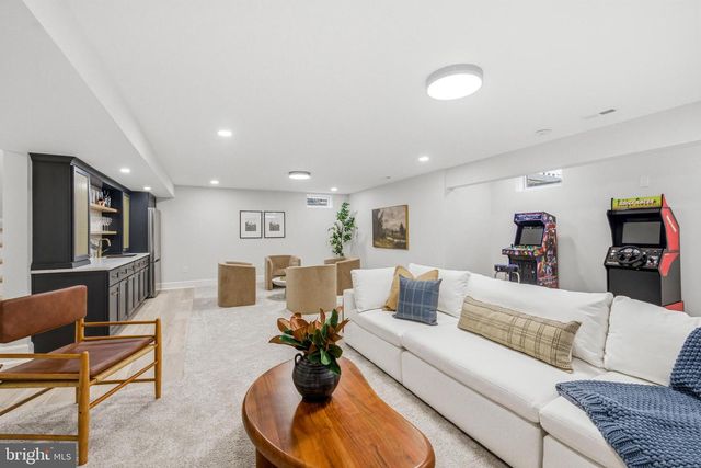 108 AVONDALE AVE, Haddonfield, NJ 08033