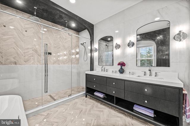 108 AVONDALE AVE, Haddonfield, NJ 08033