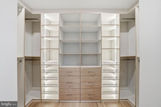 108 AVONDALE AVE, Haddonfield, NJ 08033