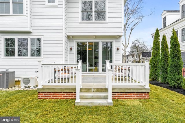 108 AVONDALE AVE, Haddonfield, NJ 08033