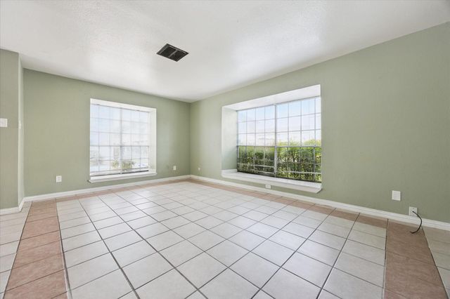 9200 W Bellfort Street 76, Houston, TX 77031