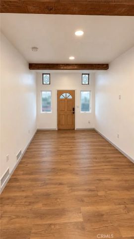 2815 West 60th Street, Los Angeles, CA 90043