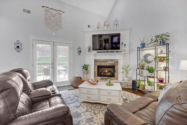 7624 Peppertree Drive, Ooltewah, TN 37363