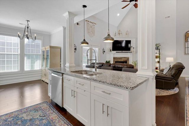 7624 Peppertree Drive, Ooltewah, TN 37363