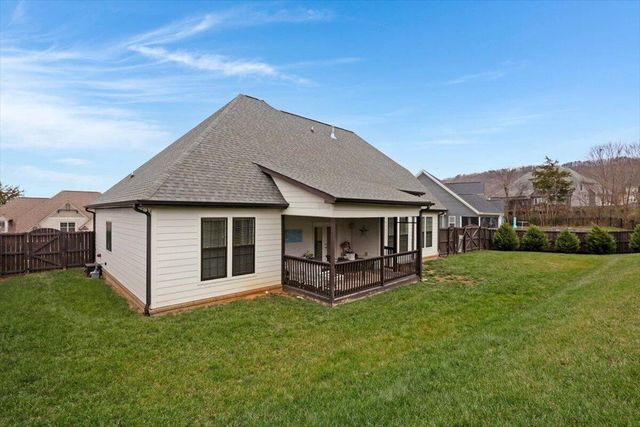 7624 Peppertree Drive, Ooltewah, TN 37363