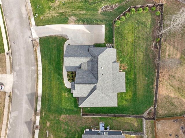 7624 Peppertree Drive, Ooltewah, TN 37363