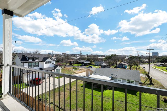 614 Errol St Unit 101, San Antonio, TX 78216