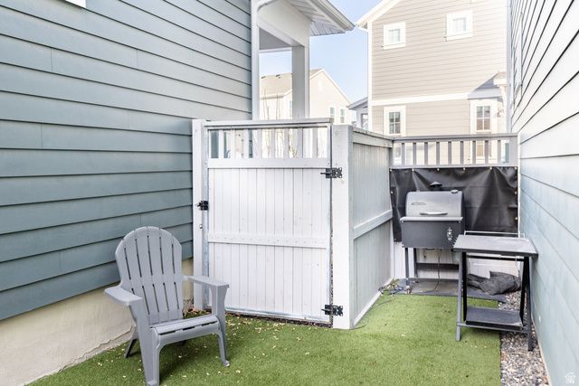 6801 W SKIP ROCK RD, South Jordan, UT 84009