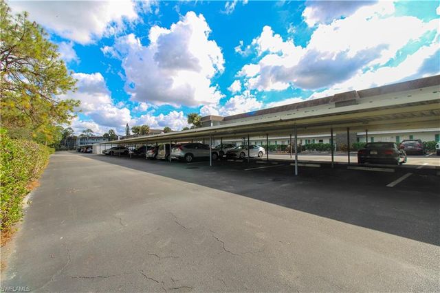 5635 Rattlesnake Hammock RD # 102D, Naples, FL 34113