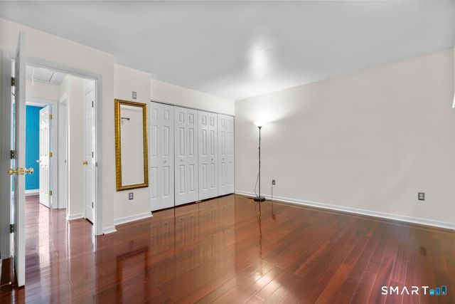 315 Kenwood Avenue, Hamden, CT 06518