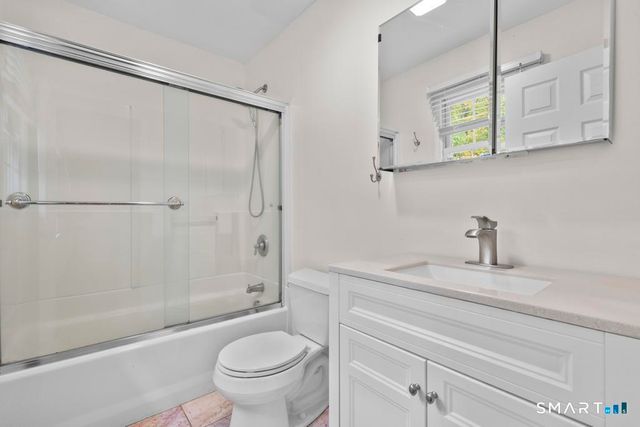 315 Kenwood Avenue, Hamden, CT 06518