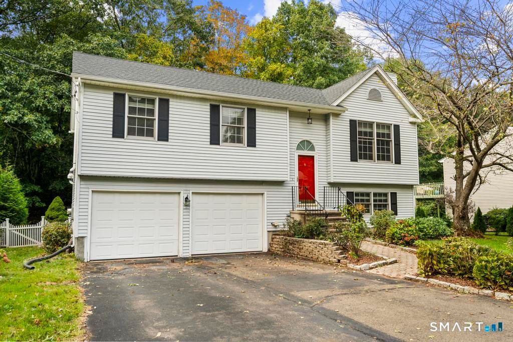 315 Kenwood Avenue, Hamden, CT 06518