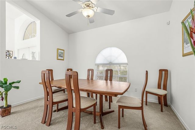 228 SE 31ST TER, Cape Coral, FL 33904