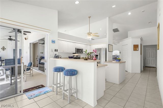 228 SE 31ST TER, Cape Coral, FL 33904