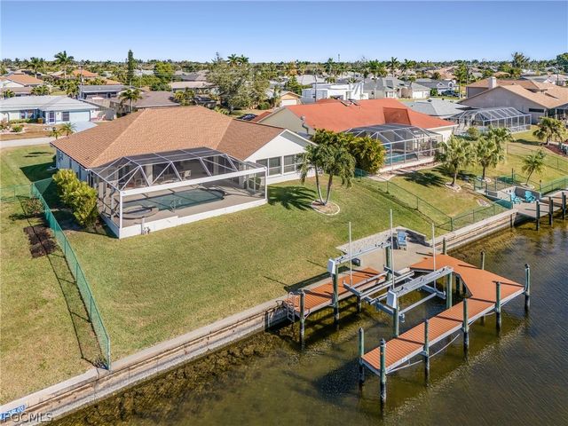 228 SE 31ST TER, Cape Coral, FL 33904